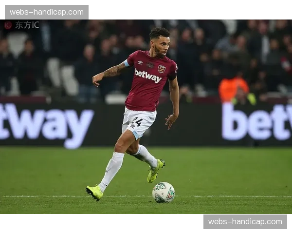 动态：西汉姆联伤情更新，两名主力中卫缺阵或影响本轮防守部署。